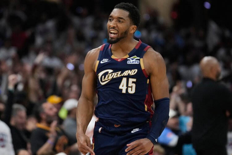 Donovan Mitchell agrees to 4-year, $273 million extension with Cavaliers, AP source says